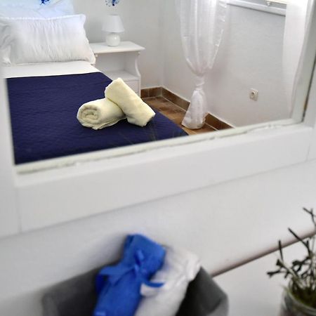 Merlyn Rooms Into The Nature, 100M From The Beach Dafnila Bagian luar foto
