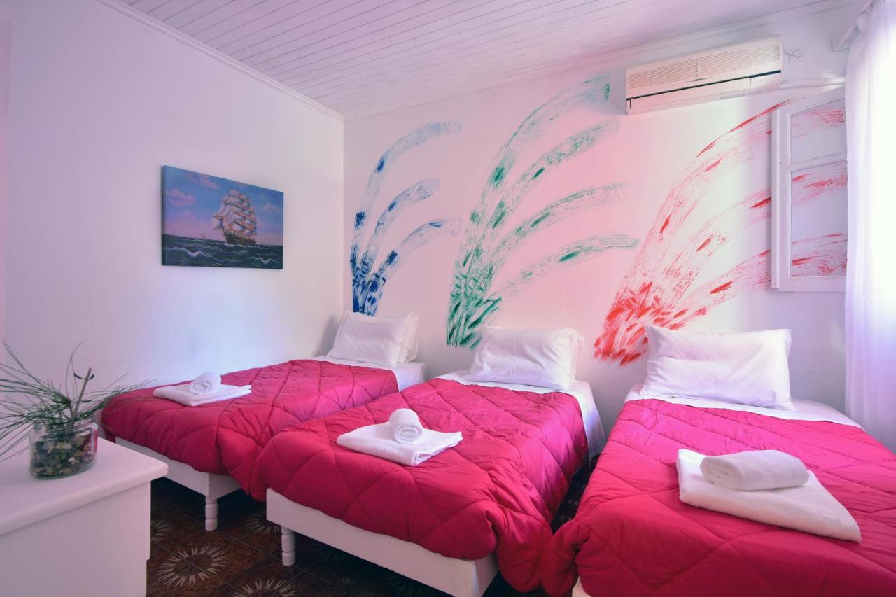 Merlyn Rooms Into The Nature, 100M From The Beach Dafnila Bagian luar foto