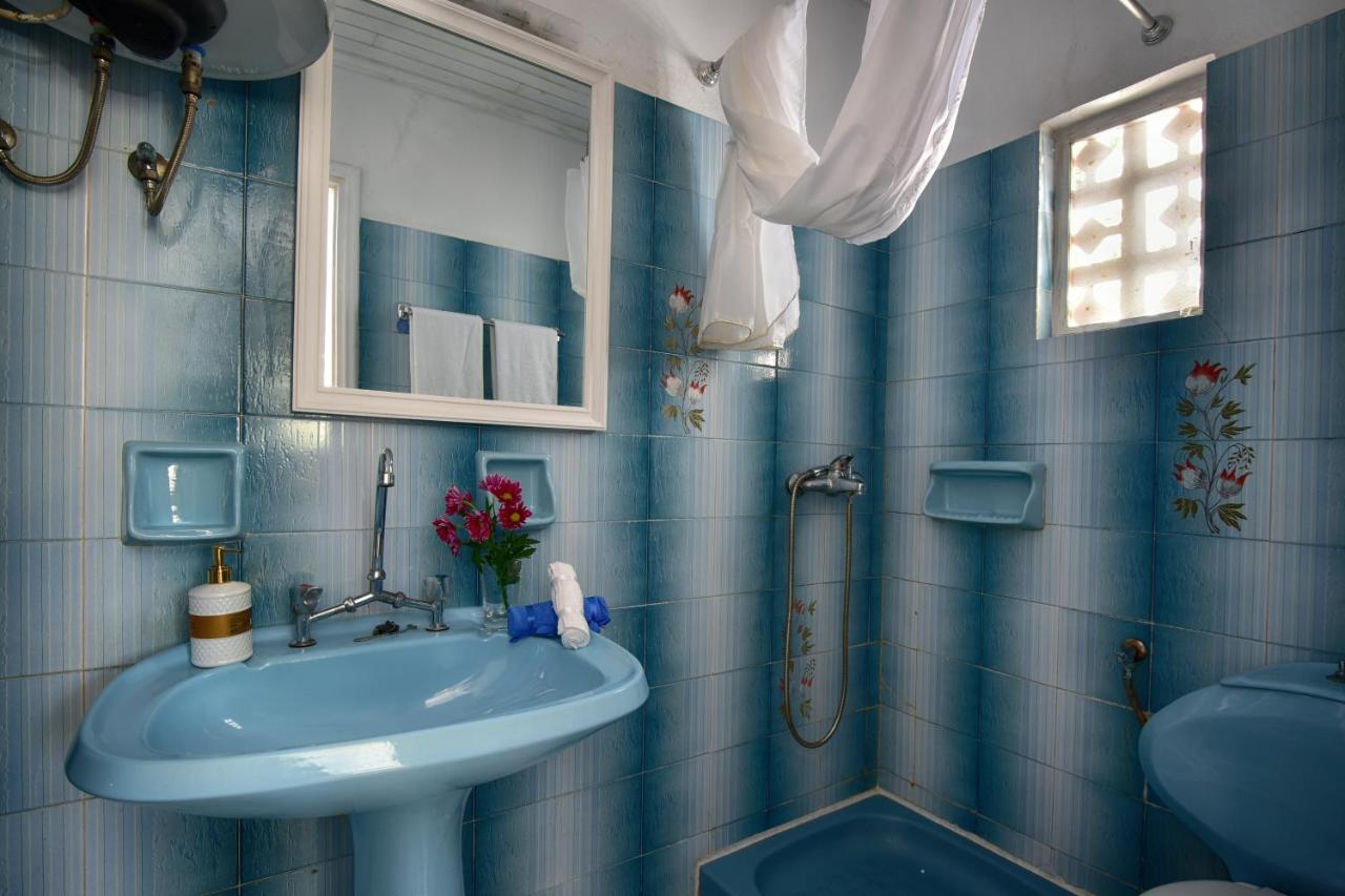 Merlyn Rooms Into The Nature, 100M From The Beach Dafnila Bagian luar foto